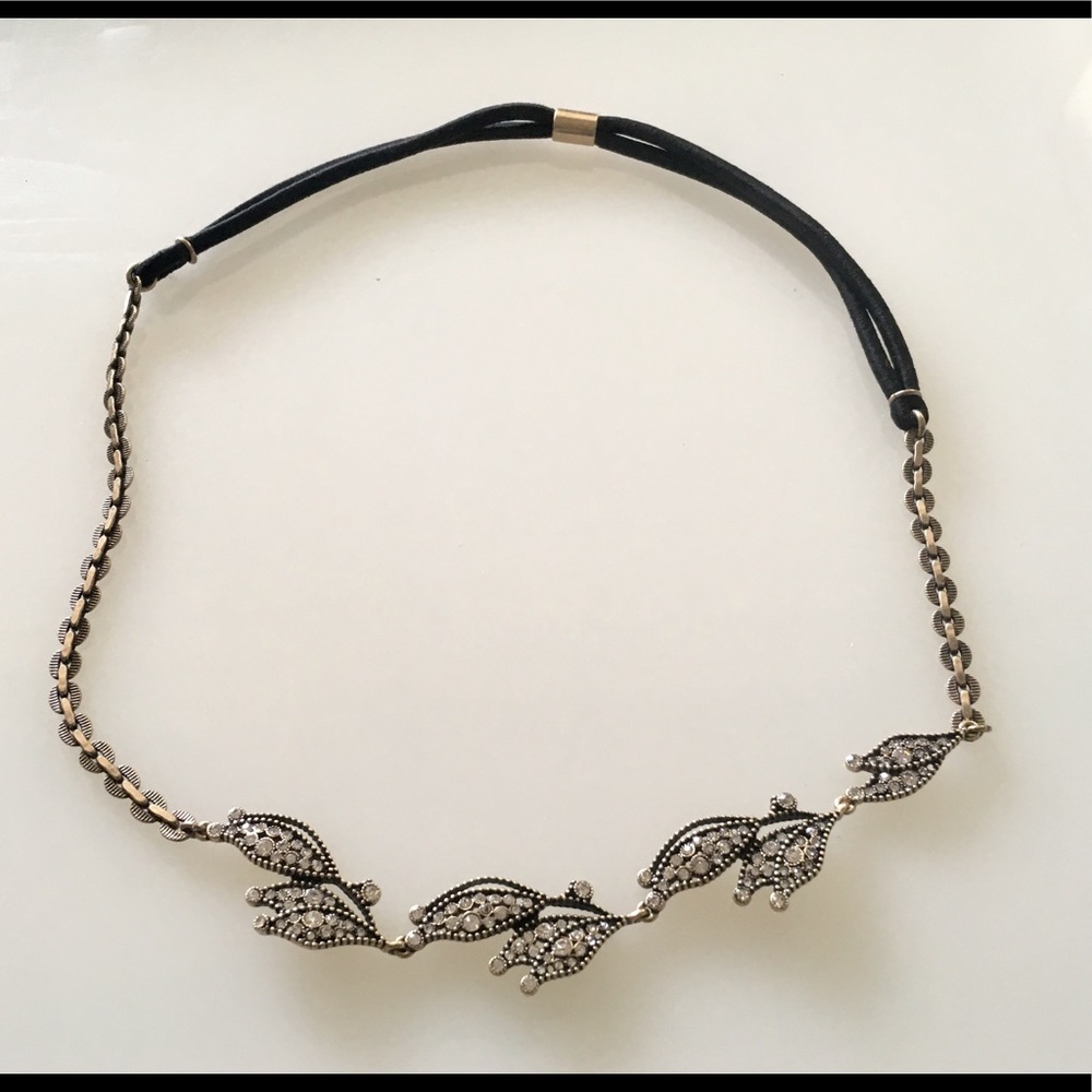 Chloe and Isabel necklace. New